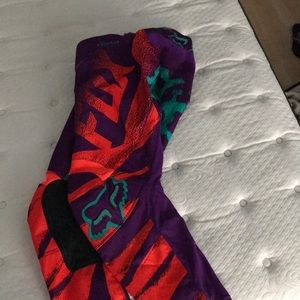 Woman’s Fox racing 180 pants